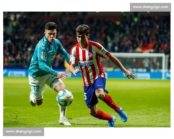 洛里昂主场迎战梅斯焦点对决前瞻与胜负走势解析关键球员与战术博弈观察